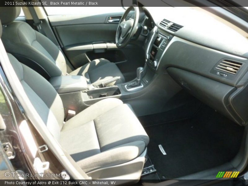 Black Pearl Metallic / Black 2011 Suzuki Kizashi SE
