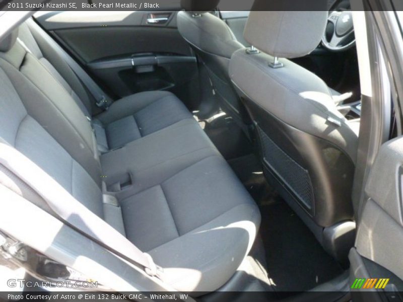 Black Pearl Metallic / Black 2011 Suzuki Kizashi SE