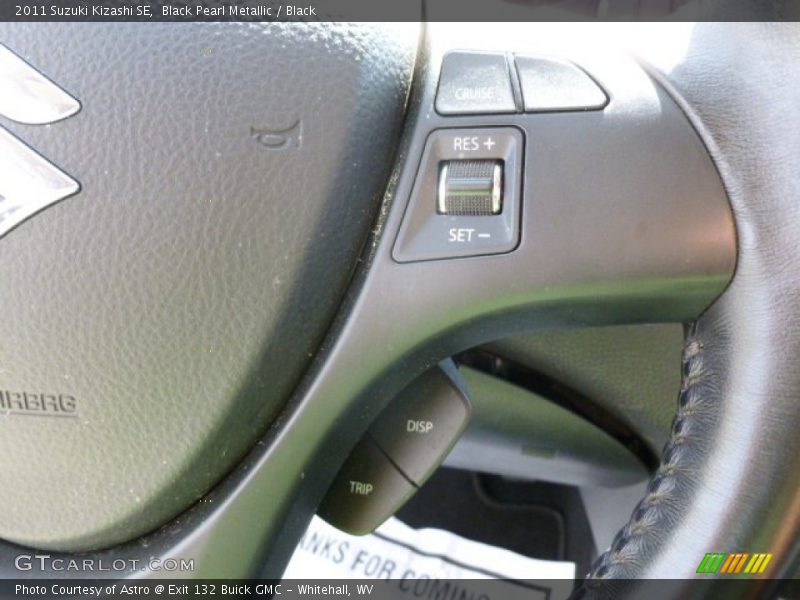 Black Pearl Metallic / Black 2011 Suzuki Kizashi SE