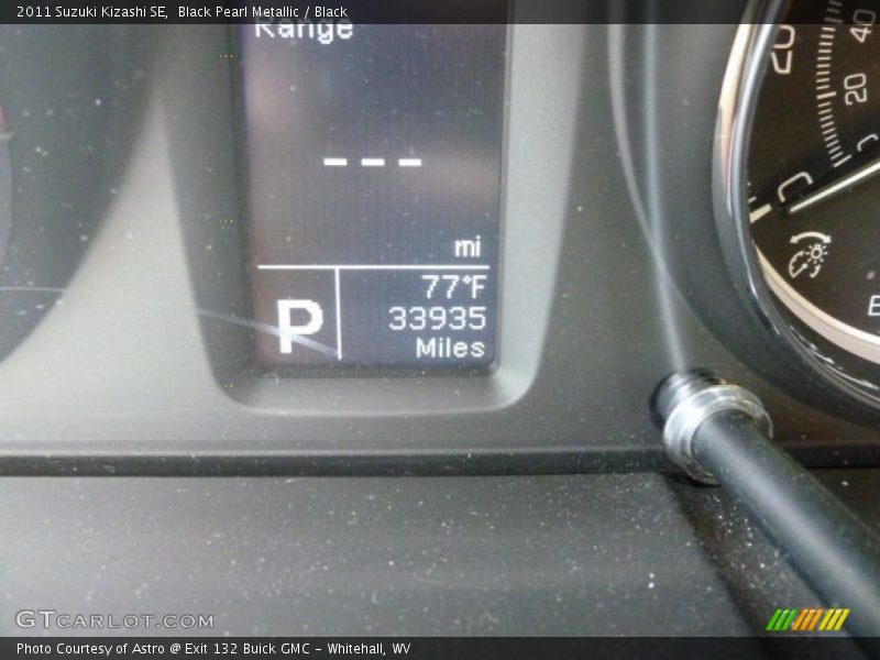 Black Pearl Metallic / Black 2011 Suzuki Kizashi SE