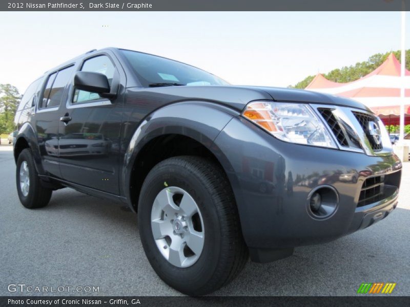 Front 3/4 View of 2012 Pathfinder S