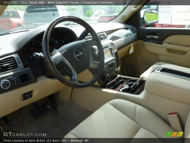 White Diamond Tricoat / Cocoa/Light Cashmere 2012 GMC Yukon Denali AWD