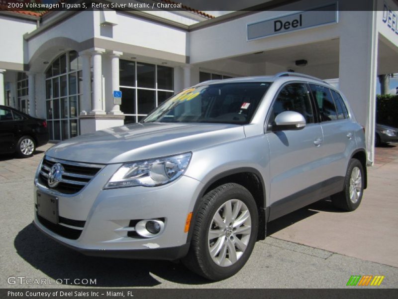 Reflex Silver Metallic / Charcoal 2009 Volkswagen Tiguan S
