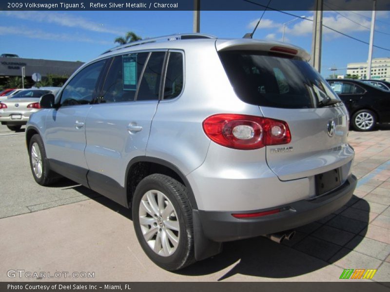 Reflex Silver Metallic / Charcoal 2009 Volkswagen Tiguan S