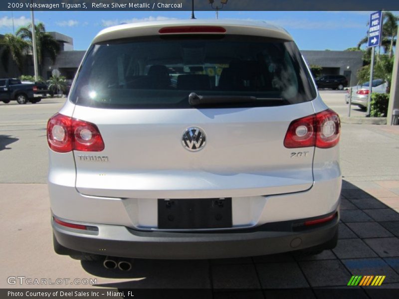 Reflex Silver Metallic / Charcoal 2009 Volkswagen Tiguan S