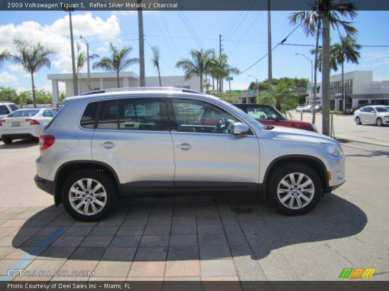 Reflex Silver Metallic / Charcoal 2009 Volkswagen Tiguan S