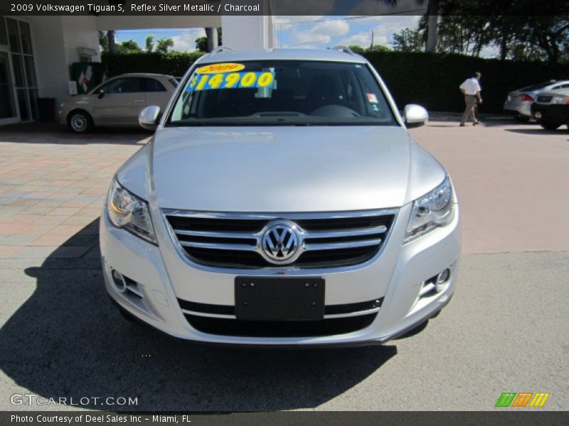 Reflex Silver Metallic / Charcoal 2009 Volkswagen Tiguan S