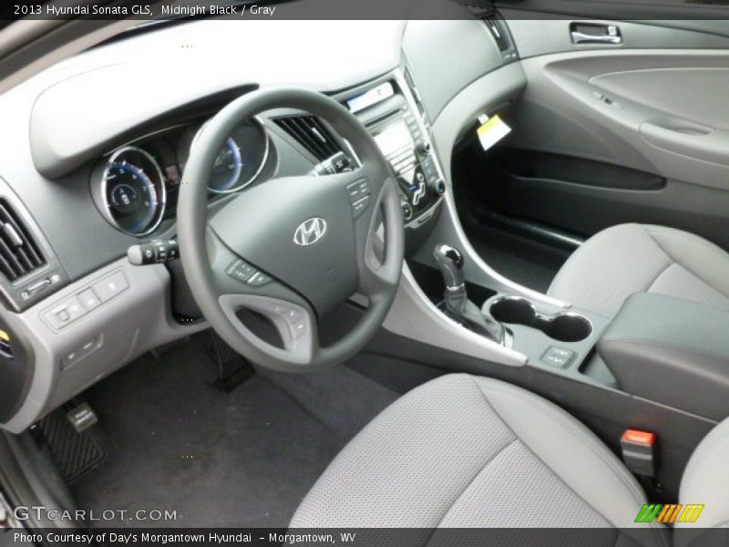Midnight Black / Gray 2013 Hyundai Sonata GLS