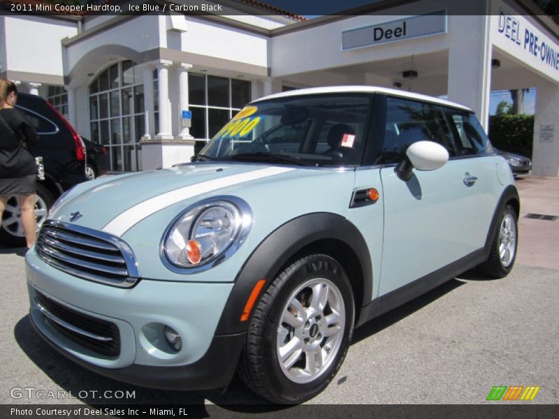 Ice Blue / Carbon Black 2011 Mini Cooper Hardtop