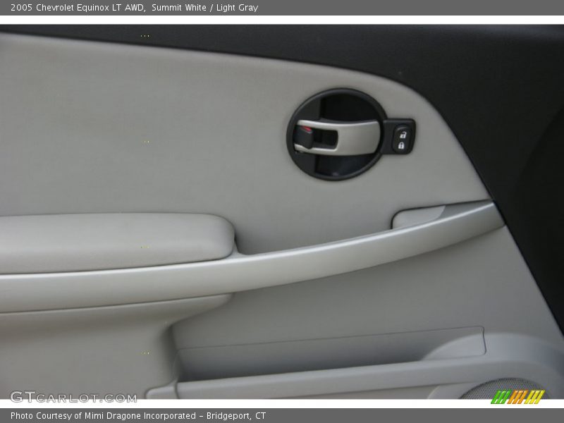 Summit White / Light Gray 2005 Chevrolet Equinox LT AWD