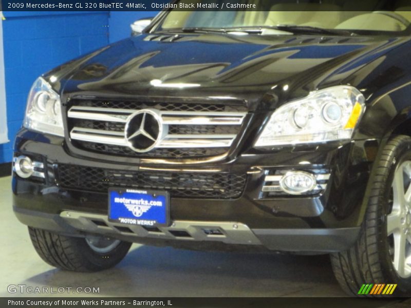 Obsidian Black Metallic / Cashmere 2009 Mercedes-Benz GL 320 BlueTEC 4Matic
