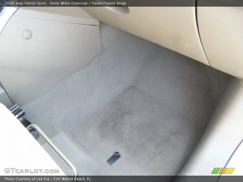 Stone White Clearcoat / Pastel Pebble Beige 2008 Jeep Patriot Sport