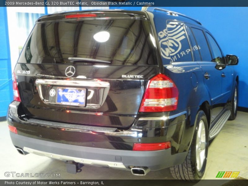 Obsidian Black Metallic / Cashmere 2009 Mercedes-Benz GL 320 BlueTEC 4Matic