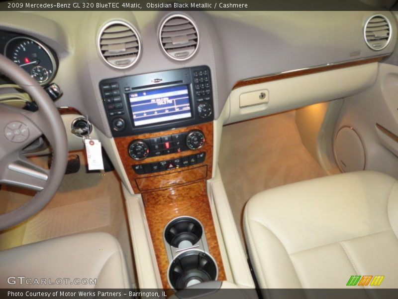Obsidian Black Metallic / Cashmere 2009 Mercedes-Benz GL 320 BlueTEC 4Matic