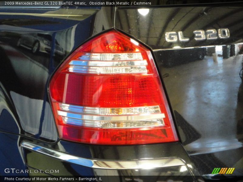 Obsidian Black Metallic / Cashmere 2009 Mercedes-Benz GL 320 BlueTEC 4Matic