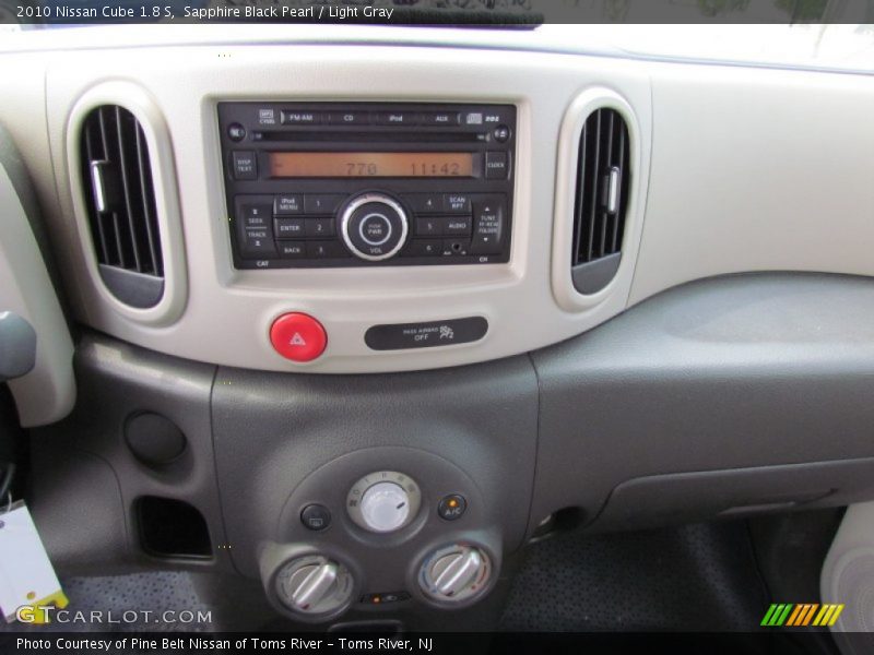 Sapphire Black Pearl / Light Gray 2010 Nissan Cube 1.8 S