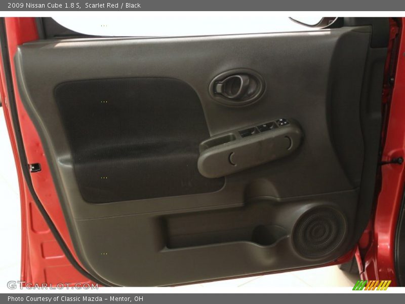 Door Panel of 2009 Cube 1.8 S