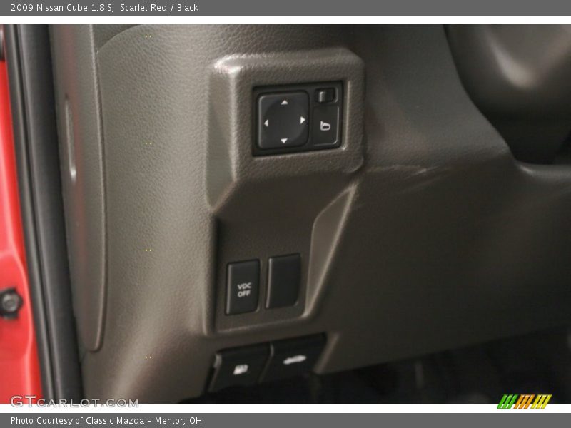 Scarlet Red / Black 2009 Nissan Cube 1.8 S