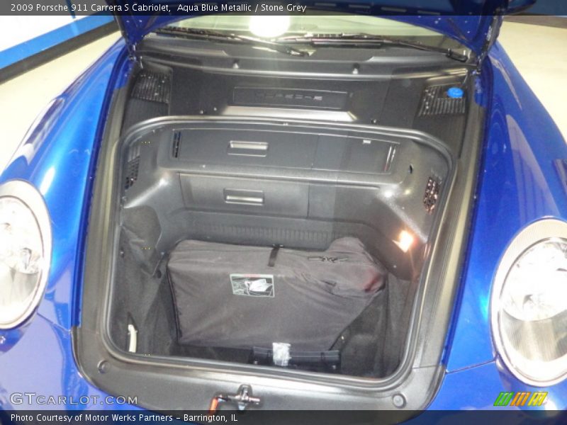  2009 911 Carrera S Cabriolet Trunk