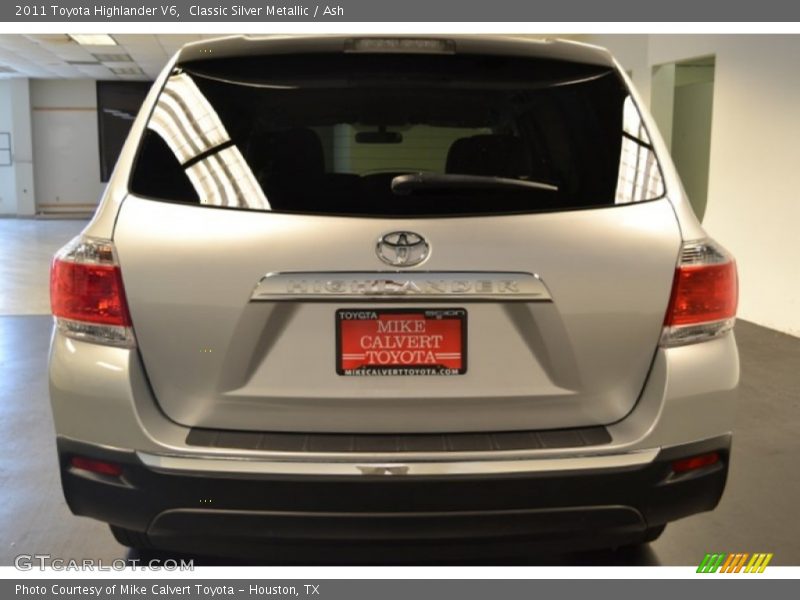 Classic Silver Metallic / Ash 2011 Toyota Highlander V6