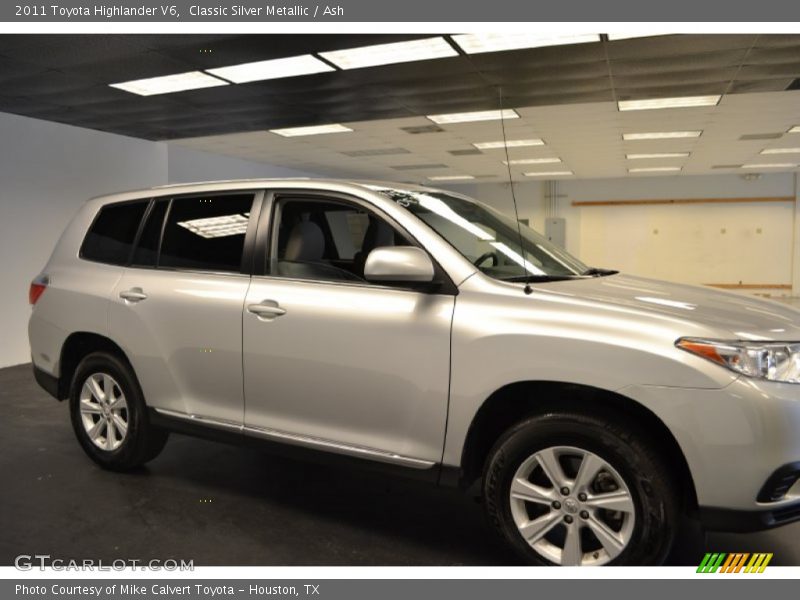 Classic Silver Metallic / Ash 2011 Toyota Highlander V6