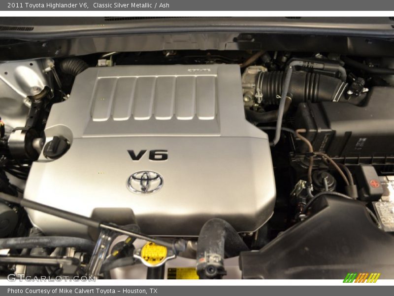 Classic Silver Metallic / Ash 2011 Toyota Highlander V6