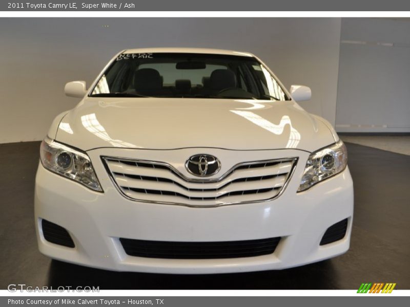 Super White / Ash 2011 Toyota Camry LE