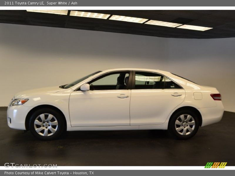 Super White / Ash 2011 Toyota Camry LE
