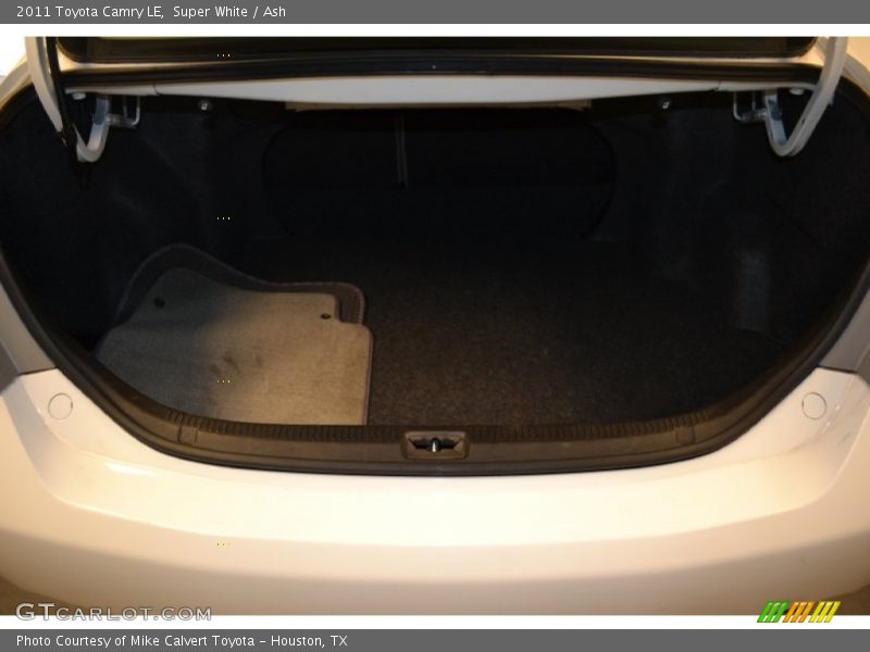 Super White / Ash 2011 Toyota Camry LE