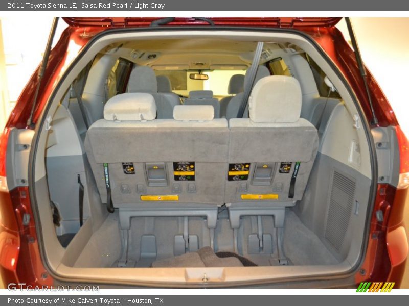 Salsa Red Pearl / Light Gray 2011 Toyota Sienna LE