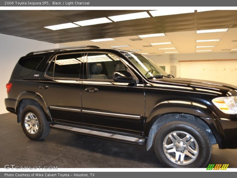 Black / Light Charcoal 2006 Toyota Sequoia SR5