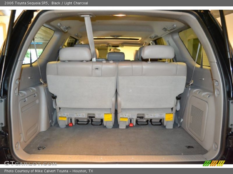 Black / Light Charcoal 2006 Toyota Sequoia SR5