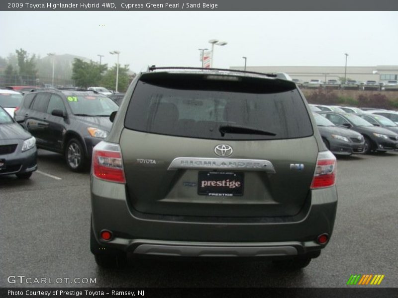 Cypress Green Pearl / Sand Beige 2009 Toyota Highlander Hybrid 4WD