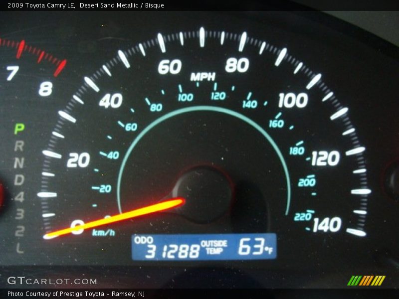 Desert Sand Metallic / Bisque 2009 Toyota Camry LE