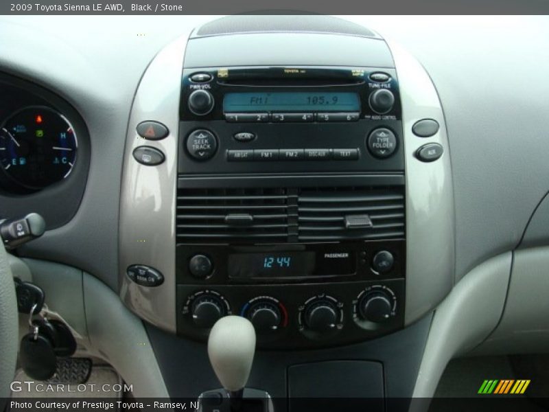 Black / Stone 2009 Toyota Sienna LE AWD