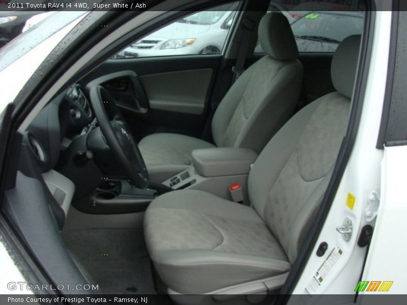 Super White / Ash 2011 Toyota RAV4 I4 4WD