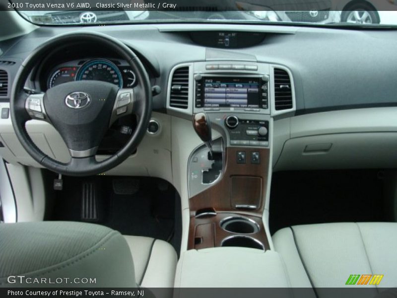 Classic Silver Metallic / Gray 2010 Toyota Venza V6 AWD
