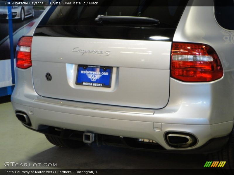 Crystal Silver Metallic / Black 2009 Porsche Cayenne S