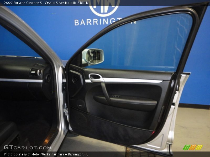 Crystal Silver Metallic / Black 2009 Porsche Cayenne S