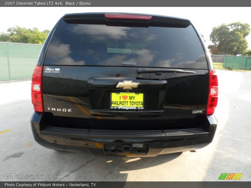 Black / Ebony 2007 Chevrolet Tahoe LTZ 4x4
