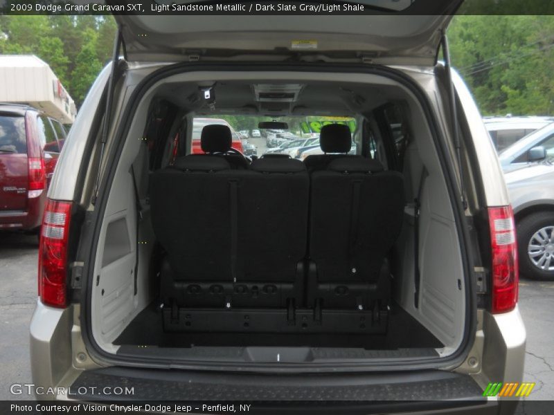 Light Sandstone Metallic / Dark Slate Gray/Light Shale 2009 Dodge Grand Caravan SXT