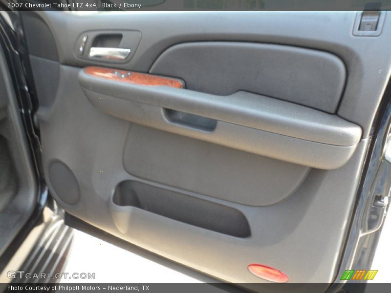 Black / Ebony 2007 Chevrolet Tahoe LTZ 4x4