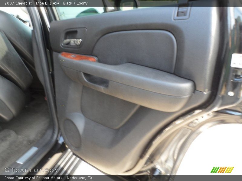 Black / Ebony 2007 Chevrolet Tahoe LTZ 4x4