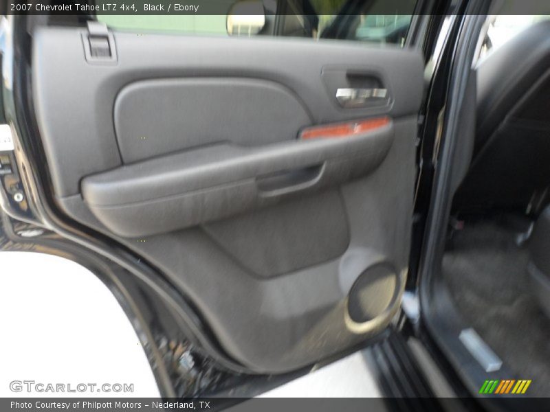 Black / Ebony 2007 Chevrolet Tahoe LTZ 4x4
