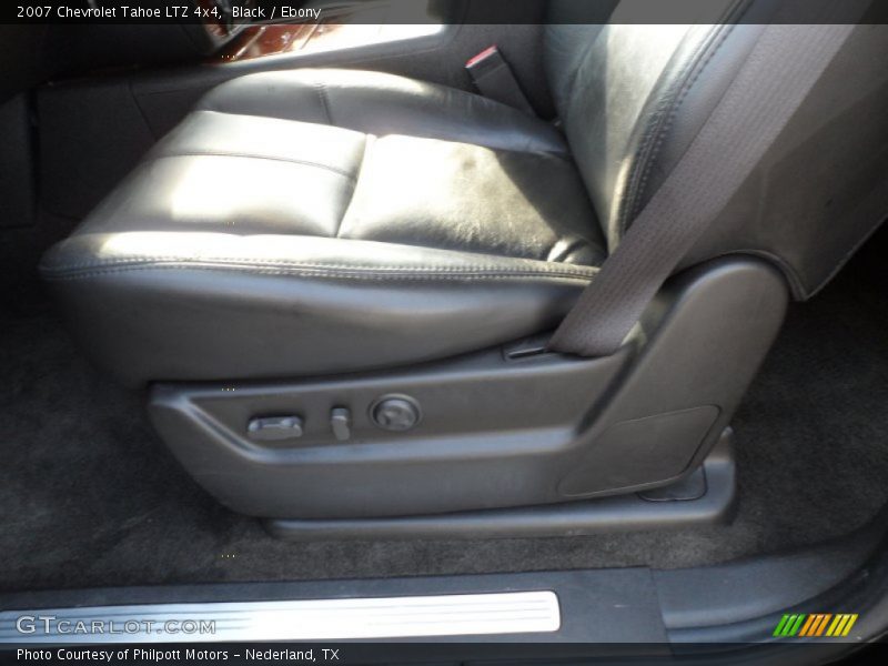 Black / Ebony 2007 Chevrolet Tahoe LTZ 4x4