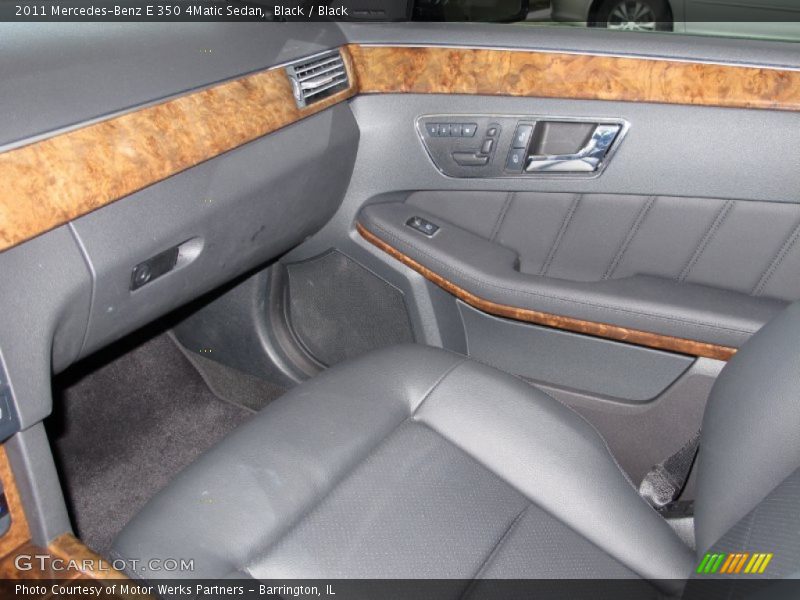Black / Black 2011 Mercedes-Benz E 350 4Matic Sedan
