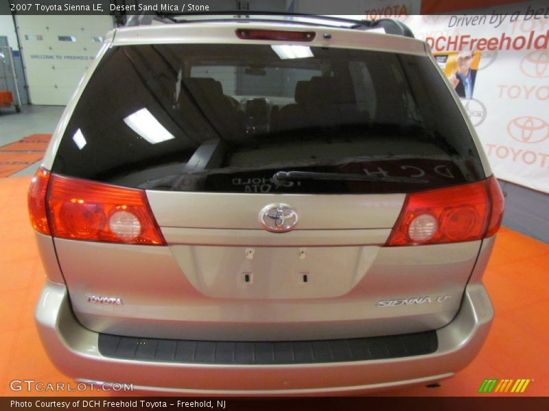 Desert Sand Mica / Stone 2007 Toyota Sienna LE