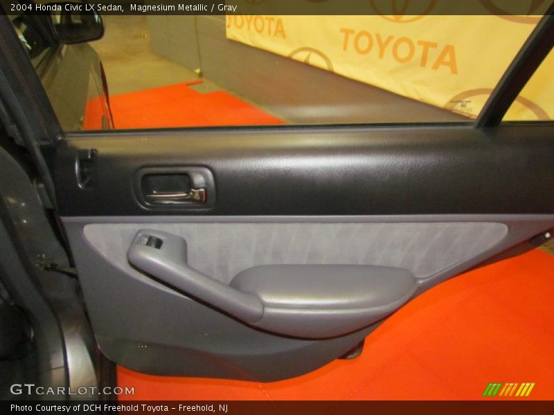 Magnesium Metallic / Gray 2004 Honda Civic LX Sedan