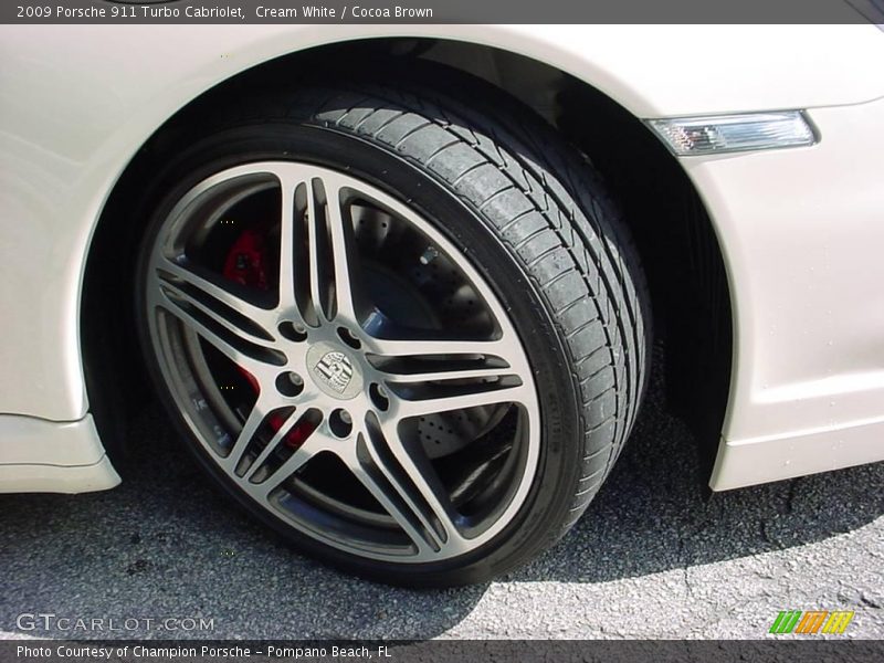 Cream White / Cocoa Brown 2009 Porsche 911 Turbo Cabriolet