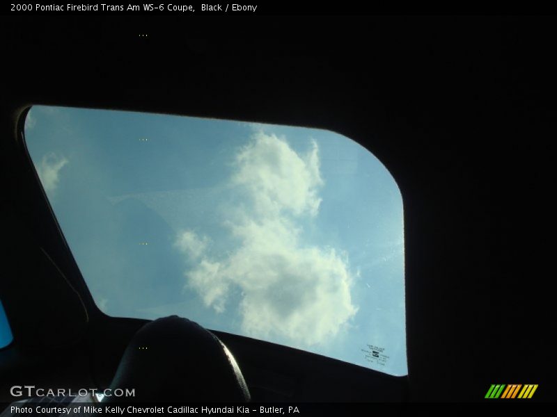Sunroof of 2000 Firebird Trans Am WS-6 Coupe